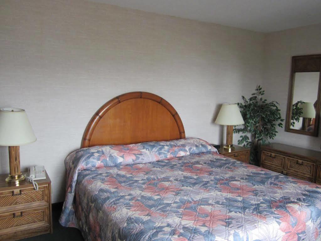 Super 8 By Wyndham Prince George Extérieur photo